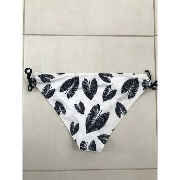 Rose Gal Plus Multicolor Floral String Bikini Bottom Swimwear - Picture 3 of 9